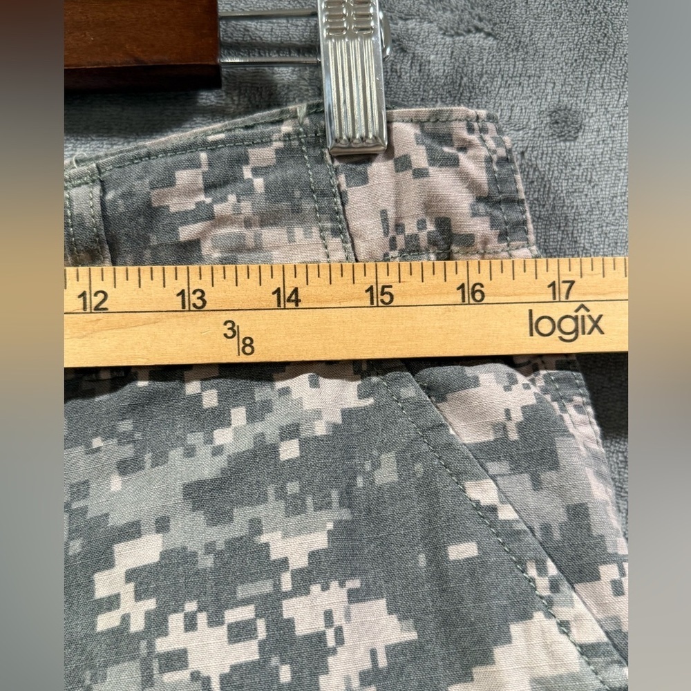 U.S. Army Combat Uniform Trousers ACU Digital Camo Size Medium Short - Picture 4 of 9